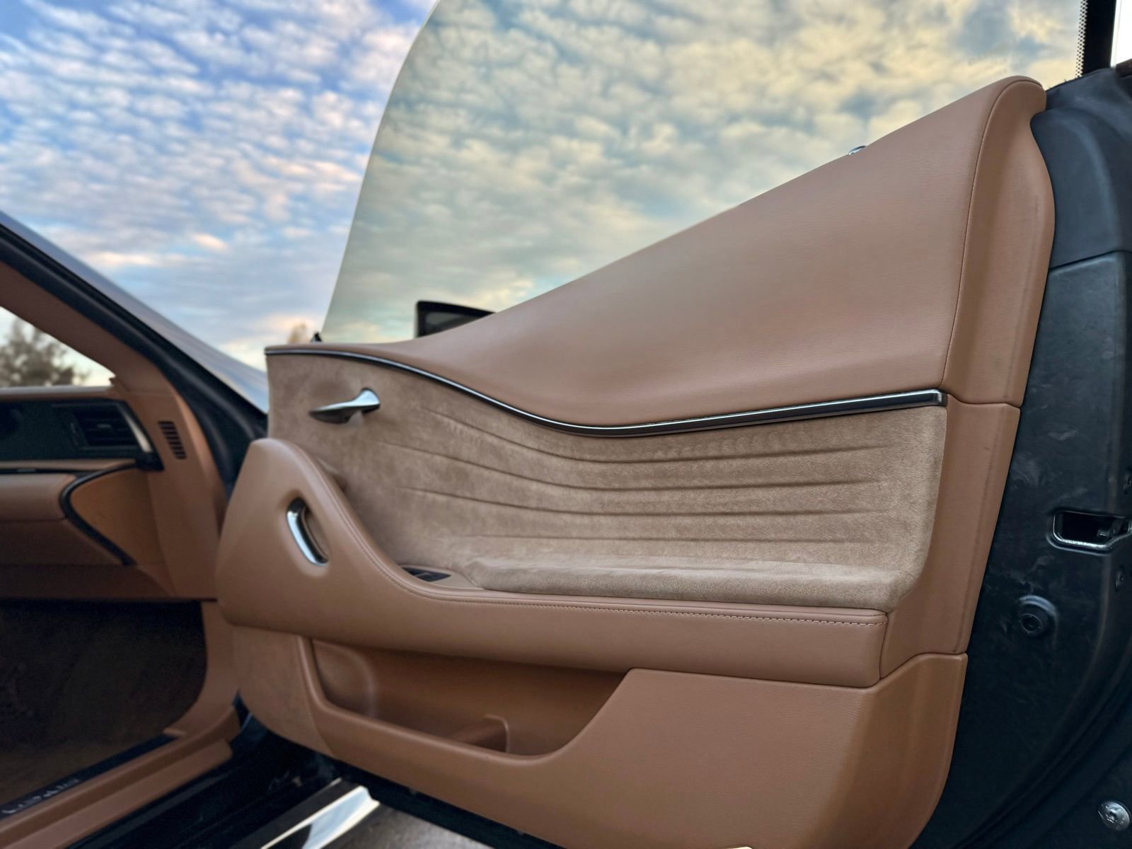 Used 2018 Lexus LC 500 Coupe image 38