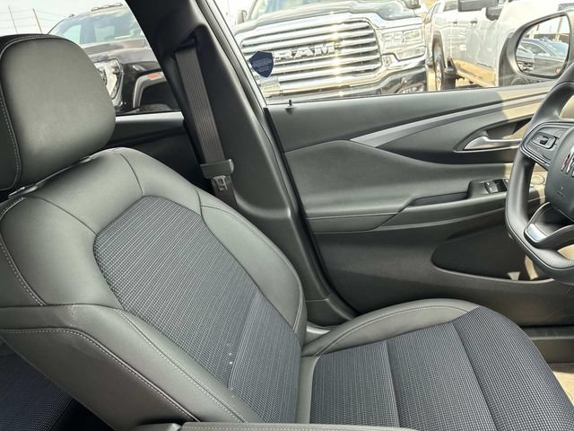 Used 2026 Buick Envista Preferred FWD image 14