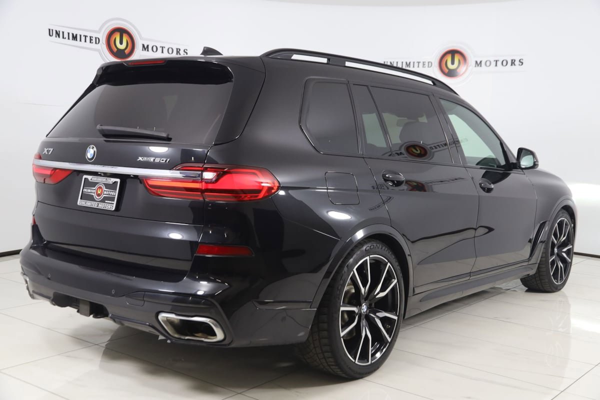 Used 2019 BMW X7 xDrive50i w/ M Sport Package AWD/4WD image 3