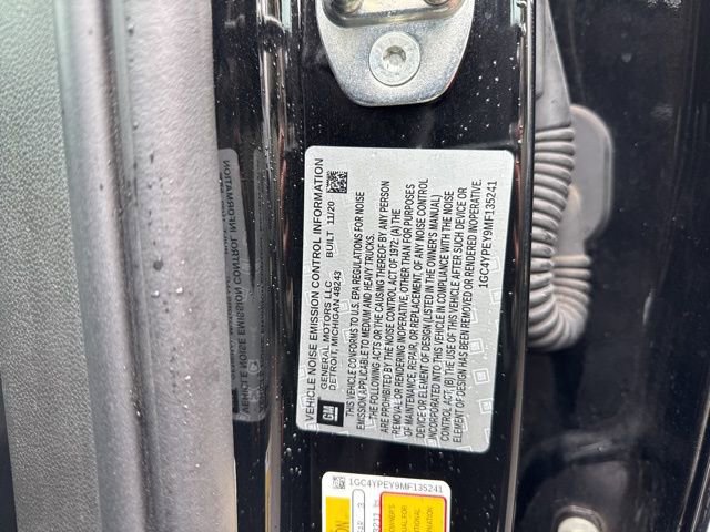 Used 2021 Chevrolet Silverado 2500 LTZ w/ LTZ Premium Package AWD/4WD image 30