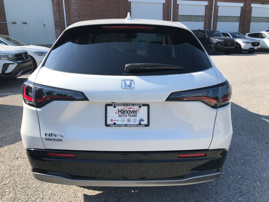 Used 2023 Honda HR-V EX-L image 7