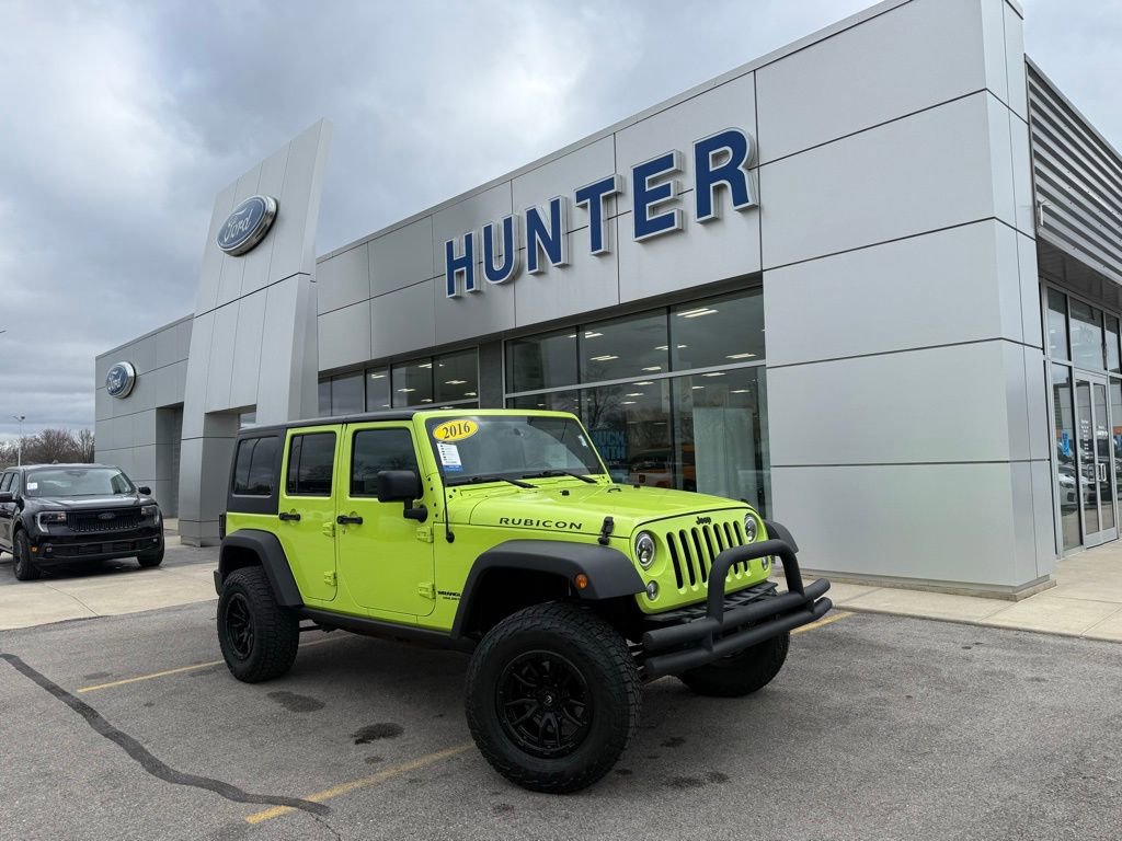 Used 2016 Jeep Wrangler Unlimited Rubicon w/ Connectivity Group image 1
