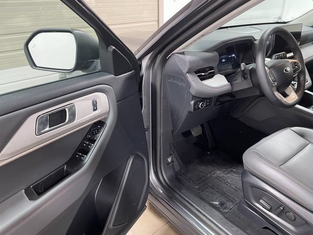 New 2026 Ford Explorer Active w/ Active Comfort Package AWD/4WD image 10