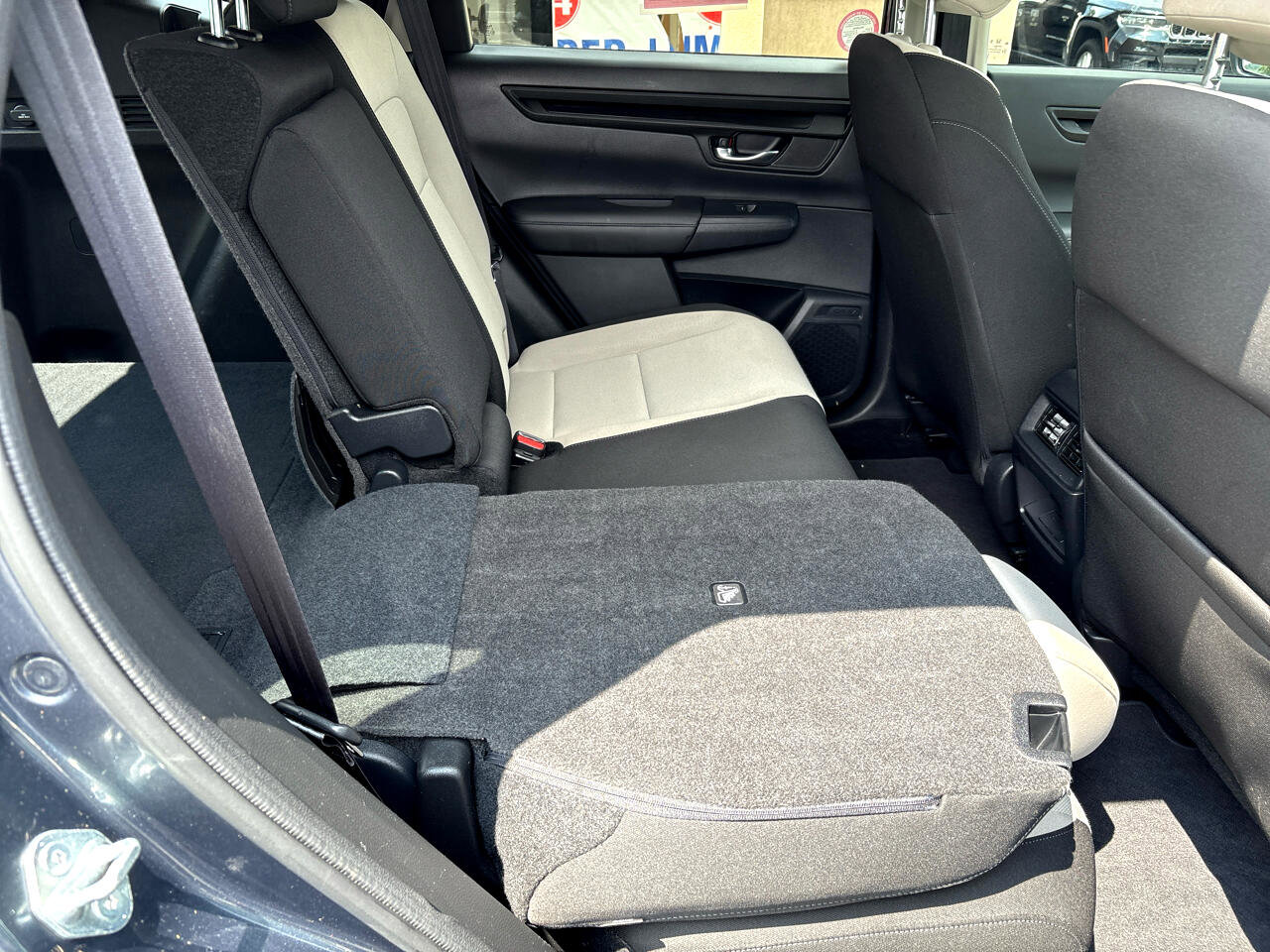 Used 2023 Honda CR-V EX image 32