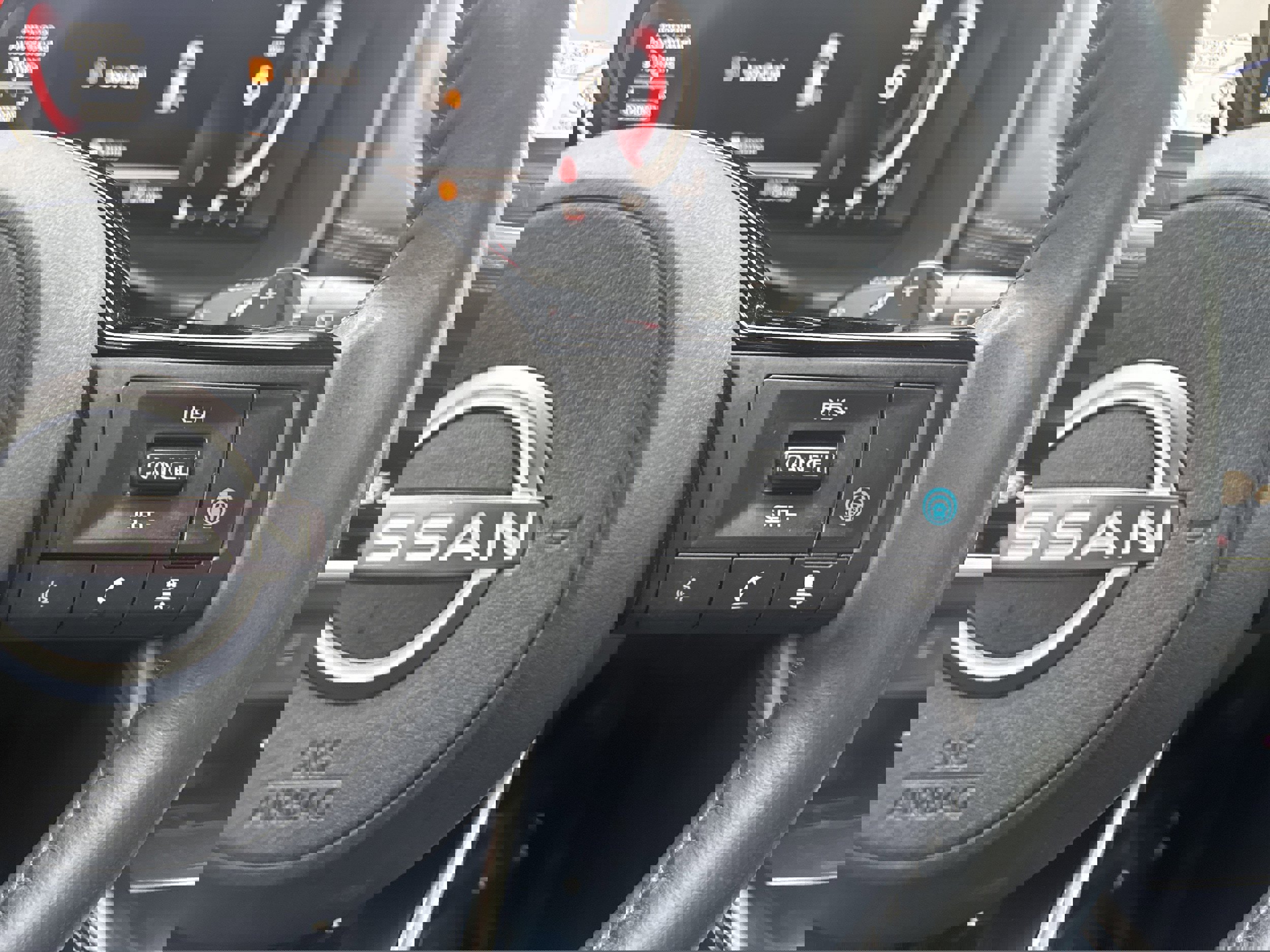 Used 2023 Nissan Rogue Platinum w/ Platinum Premium Package image 28