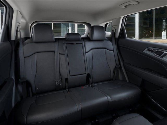 New 2026 Kia Sportage EX image 16