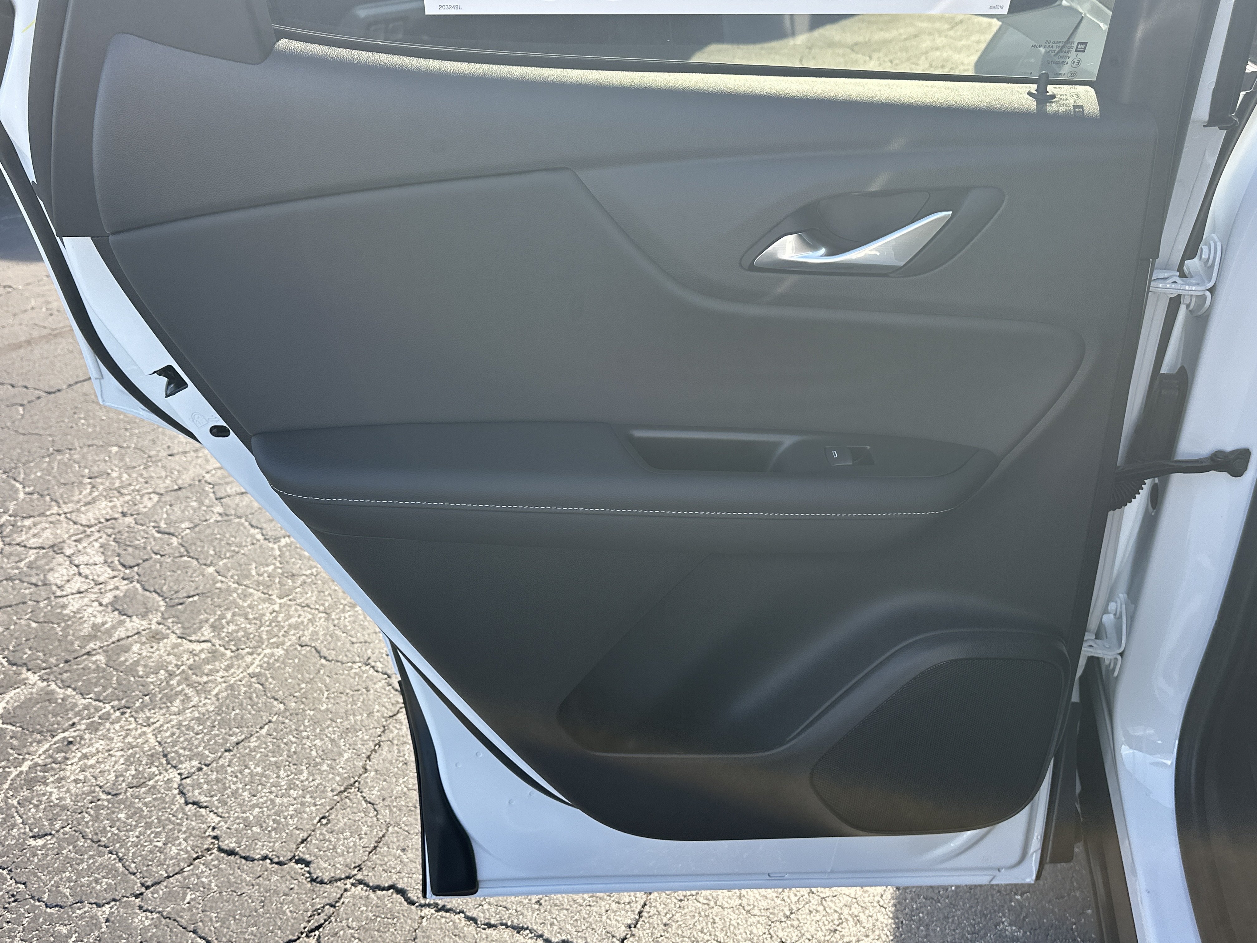 New 2026 Chevrolet Blazer LT w/ Convenience Package FWD image 23