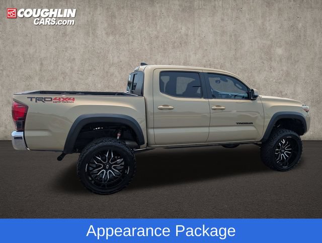 Used 2019 Toyota Tacoma TRD Off-Road AWD/4WD image 9