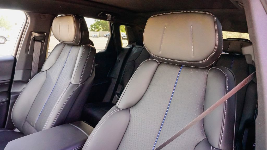New 2026 Cadillac Lyriq Sport w/ LPO, Floor Liner Package AWD/4WD image 14
