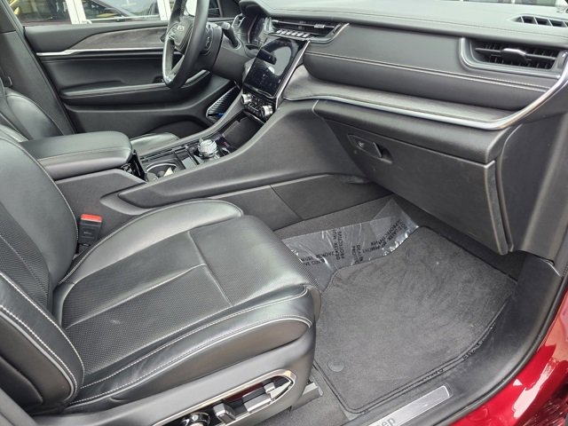 Used 2021 Jeep Grand Cherokee L Overland w/ Luxury Tech Group IV image 36