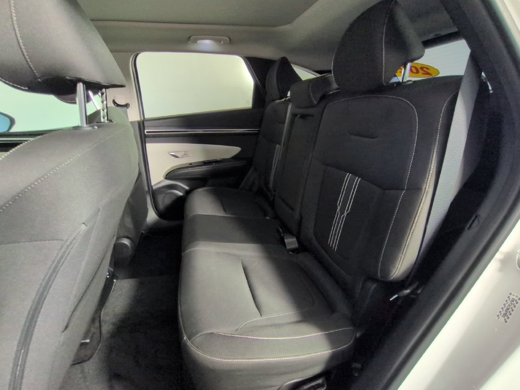 Used 2022 Hyundai Tucson SEL AWD/4WD image 19