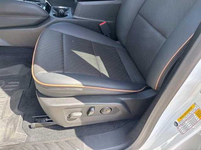 Used 2025 GMC Canyon AT4 w/ Nightfall Edition image 22