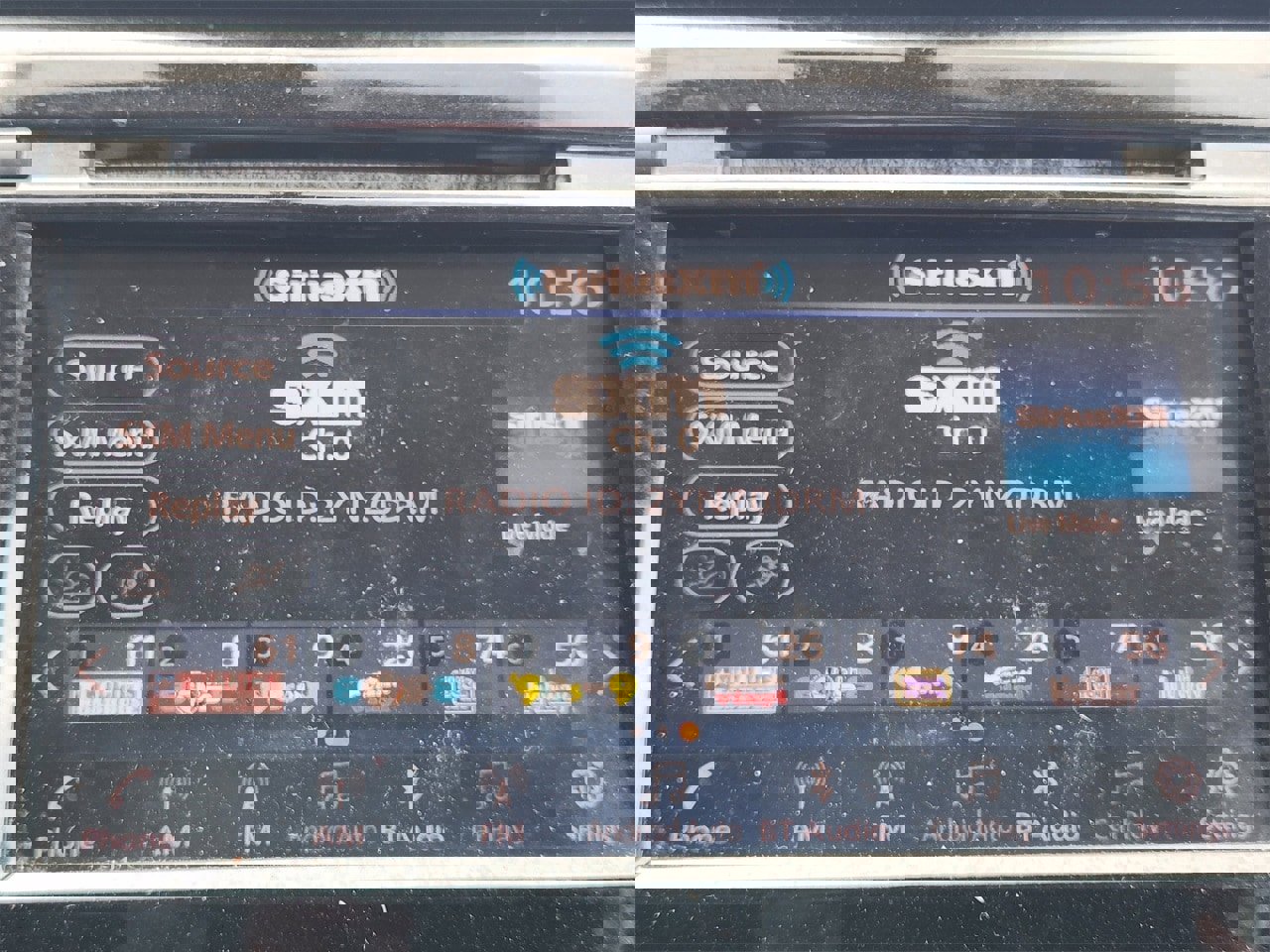 Used 2018 Nissan Rogue SV image 16