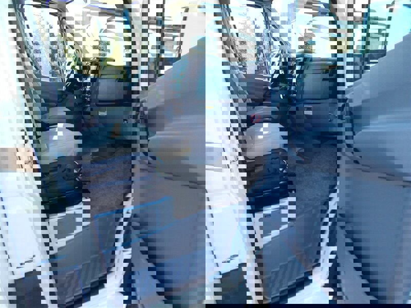 Used 2015 Mercedes-Benz Sprinter 3500 image 22