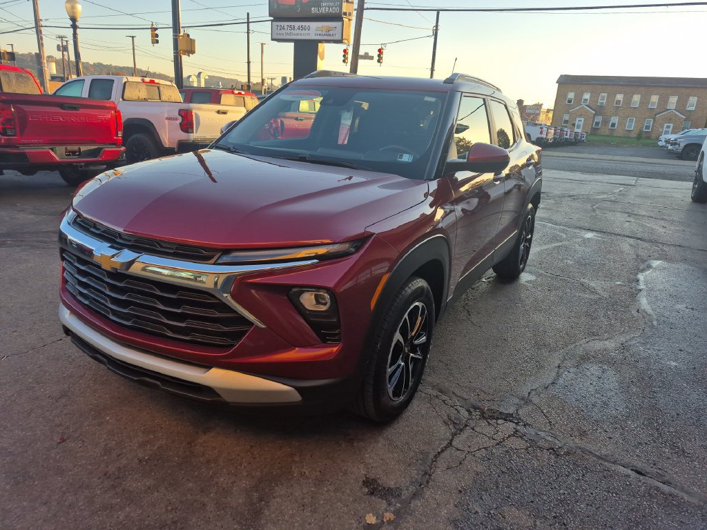 Used 2024 Chevrolet TrailBlazer LT w/ LT Cold Weather Package AWD/4WD image 11