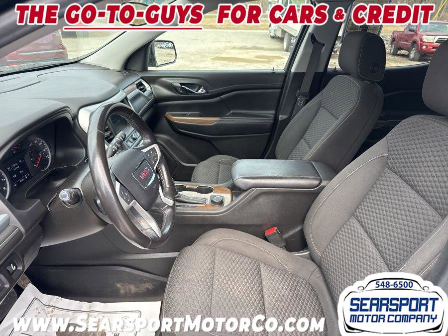 Used 2019 GMC Acadia SLE w/ LPO, Floor Liner Package image 10