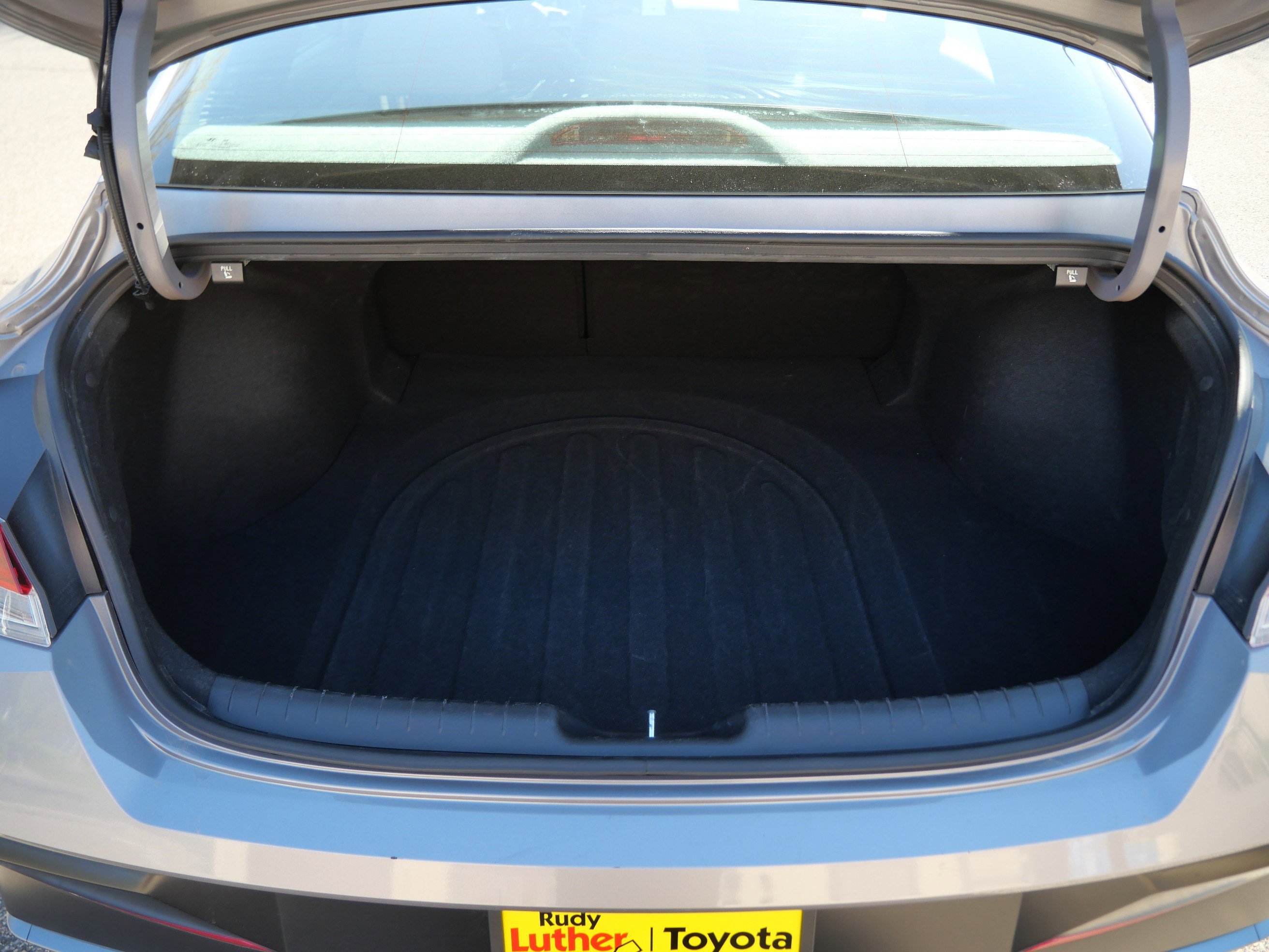 Used 2025 Hyundai Elantra SEL FWD image 18