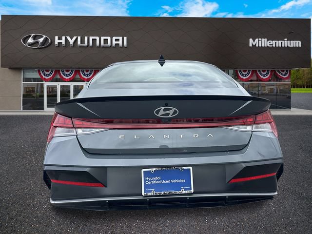 Used 2026 Hyundai Elantra SEL Sport Premium FWD image 5