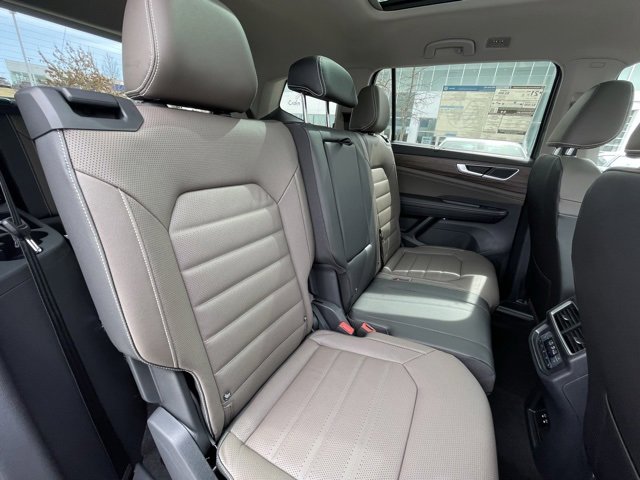 New 2025 Volkswagen Atlas SEL image 28