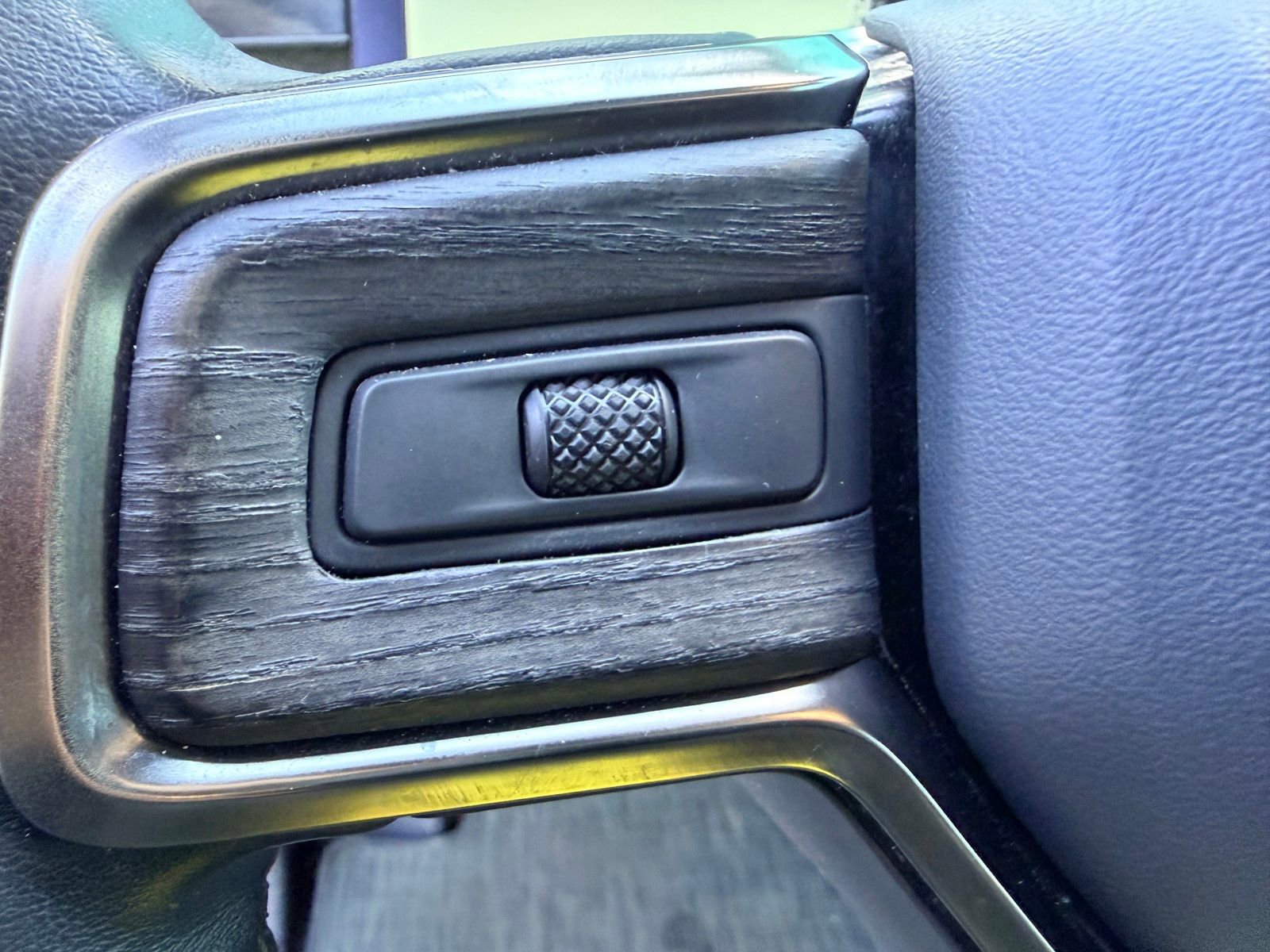 Used 2023 Rivian R1T Adventure AWD/4WD image 15