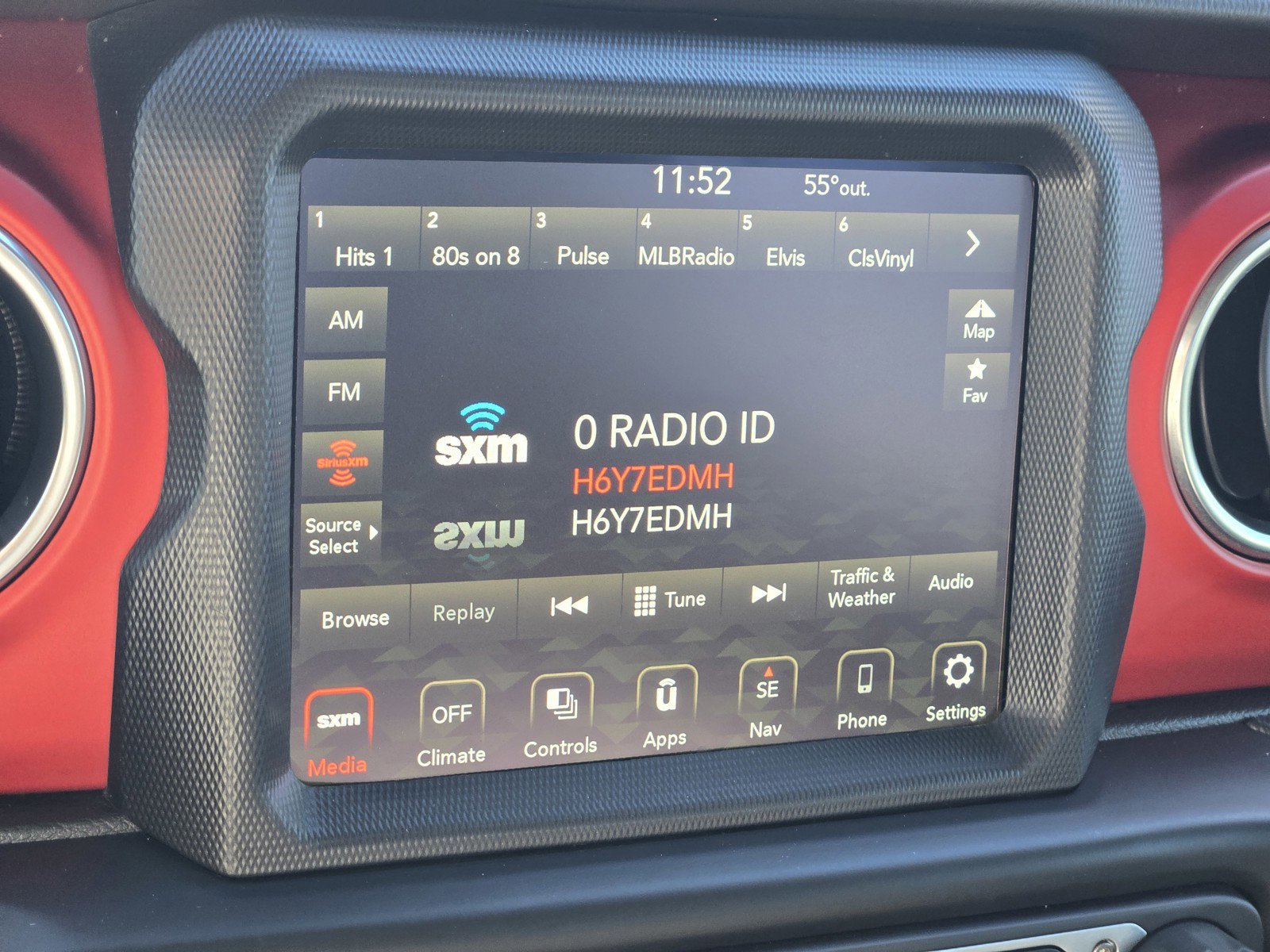 Used 2020 Jeep Gladiator Rubicon image 17