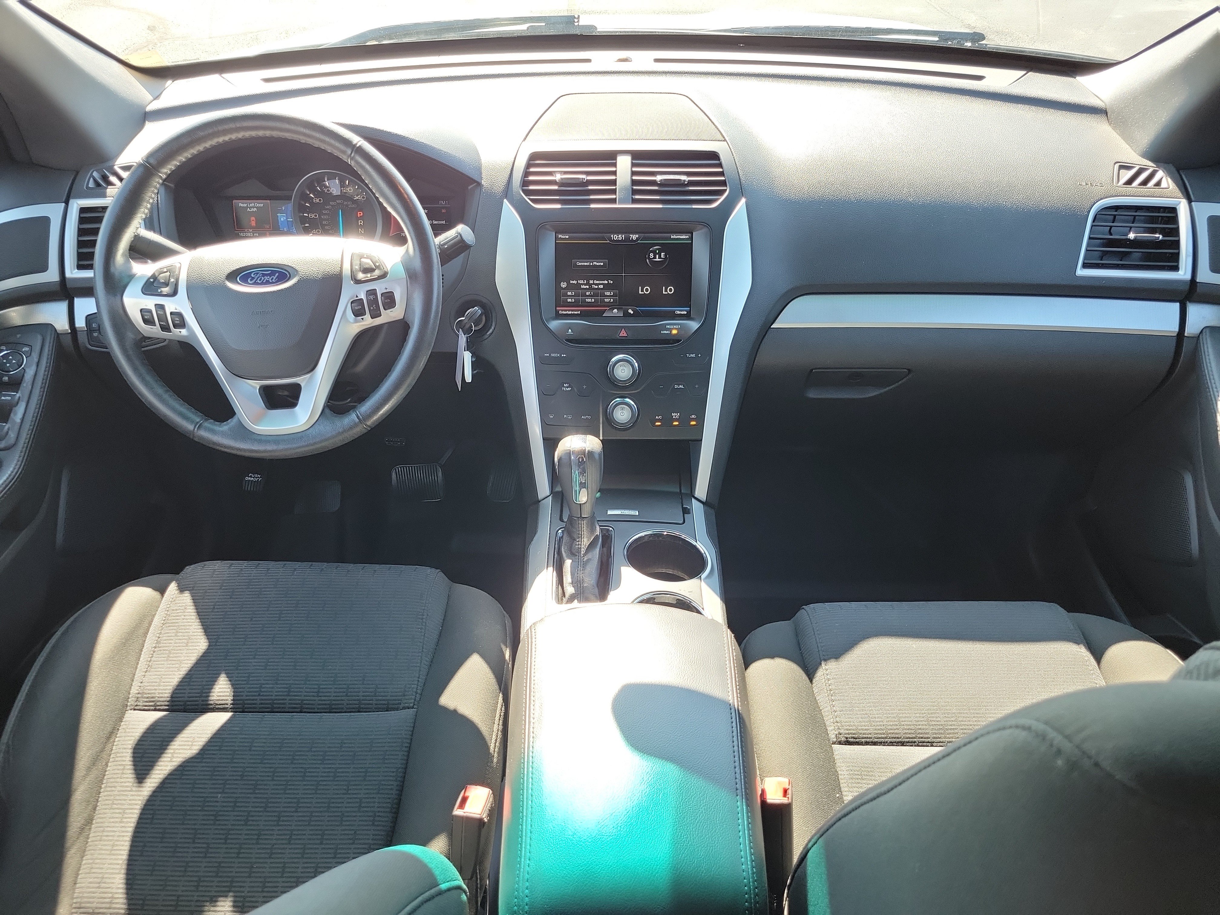 Used 2014 Ford Explorer XLT w/ Equipment Group 201A FWD image 15