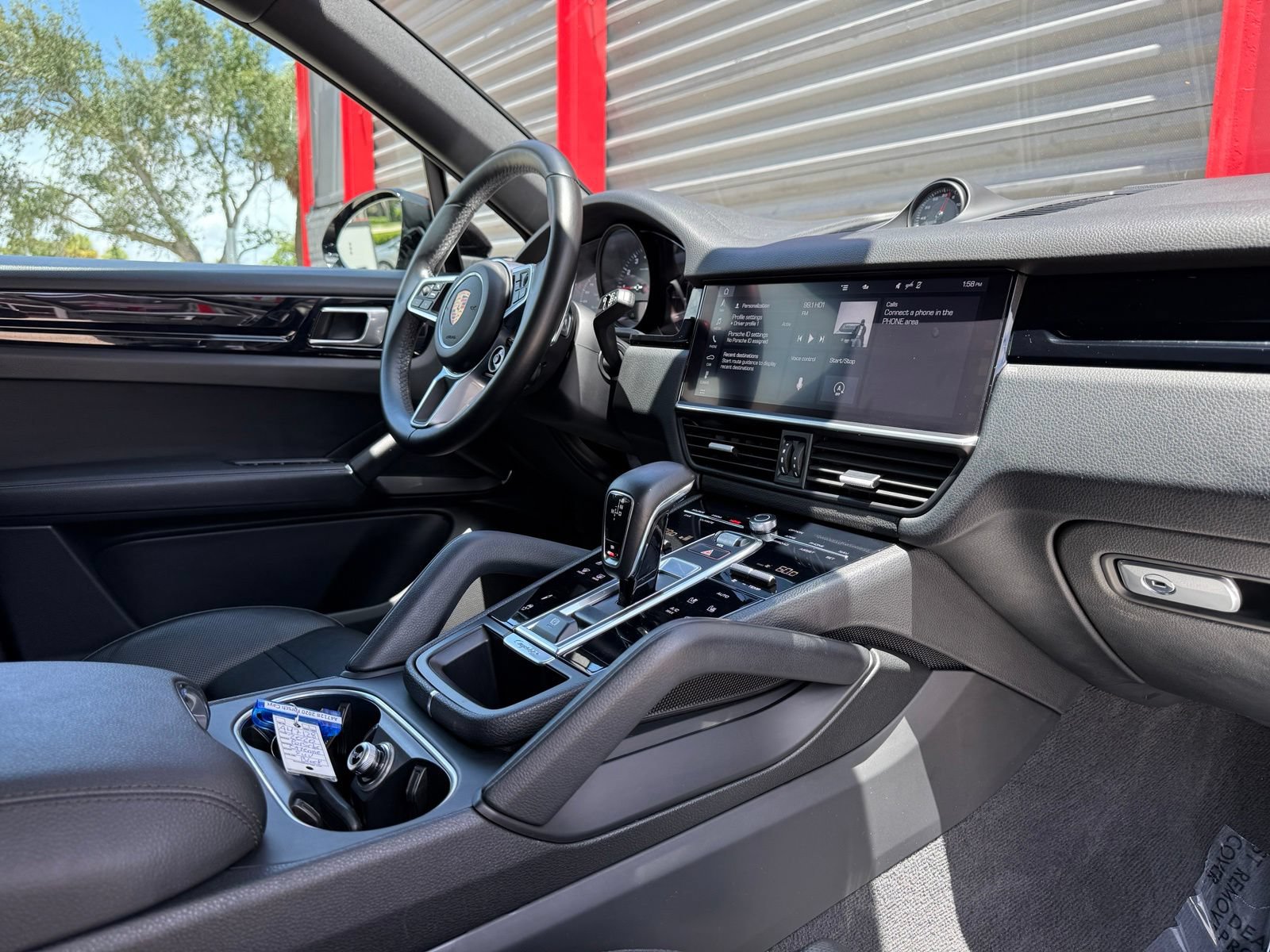 Used 2020 Porsche Cayenne AWD/4WD image 37