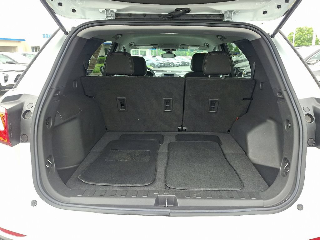 Certified 2021 Chevrolet Equinox LS w/ LS Convenience Package FWD image 29