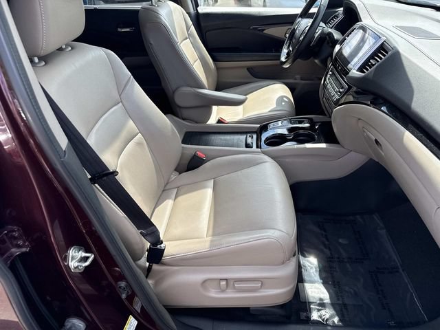 Used 2016 Honda Pilot Touring image 9