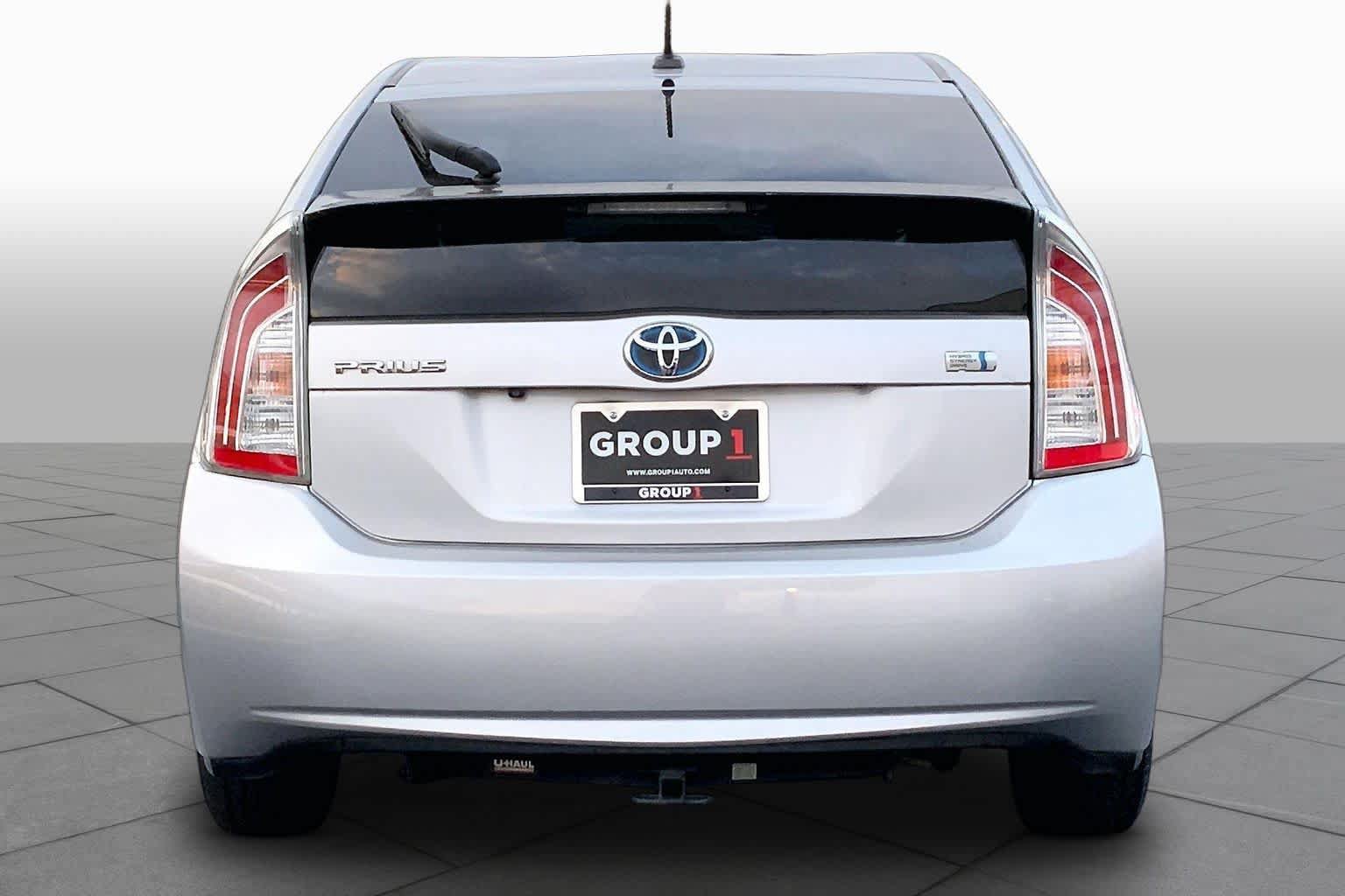 Used 2015 Toyota Prius Four FWD image 4
