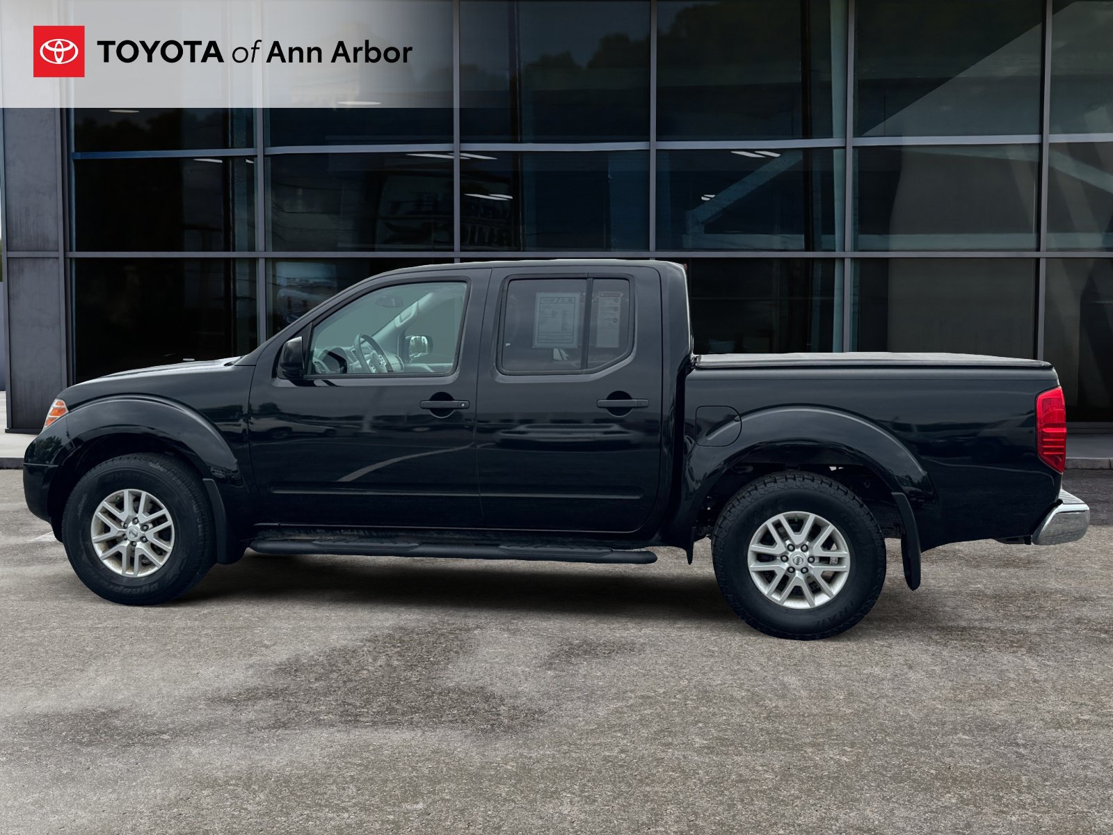 Used 2018 Nissan Frontier SV w/ Value Truck Package RWD image 9