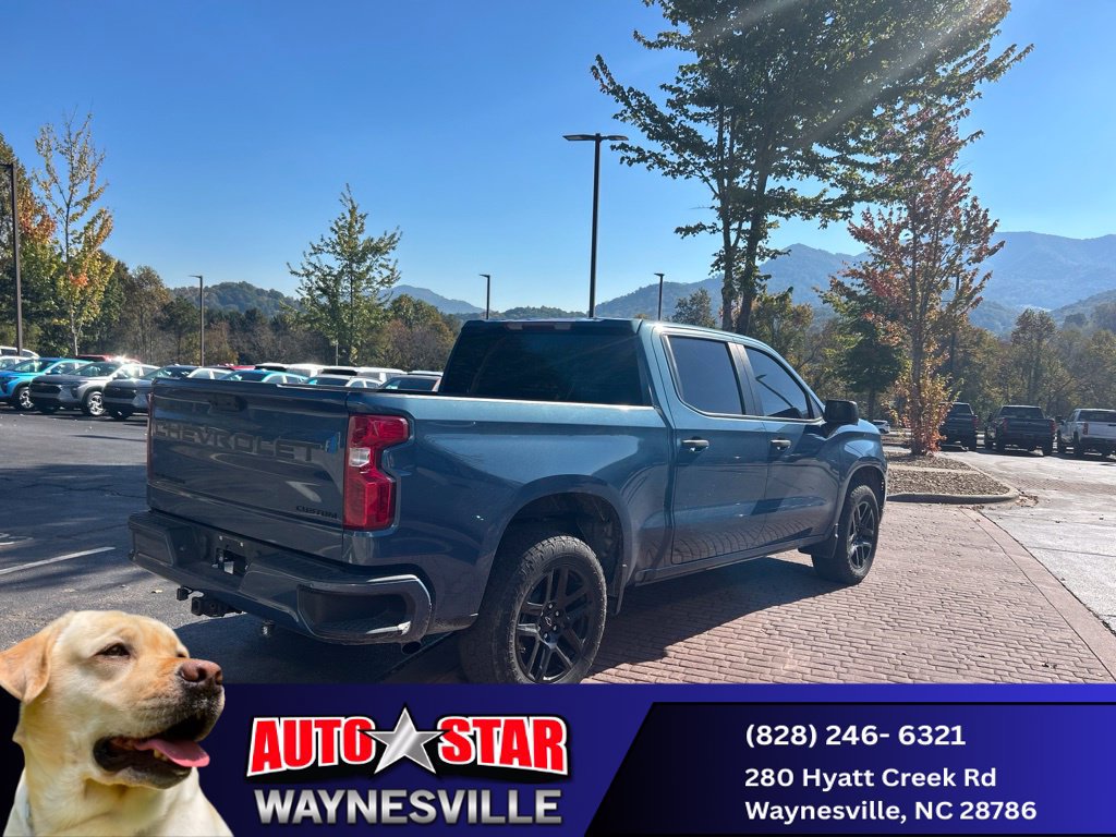 Used 2024 Chevrolet Silverado 1500 Custom w/ LPO, Dark Essentials Package AWD/4WD image 7