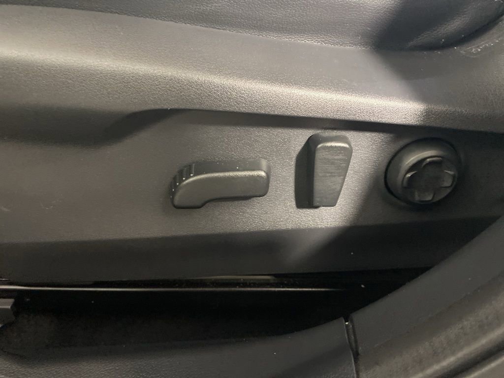 Used 2023 Subaru Outback Limited image 23