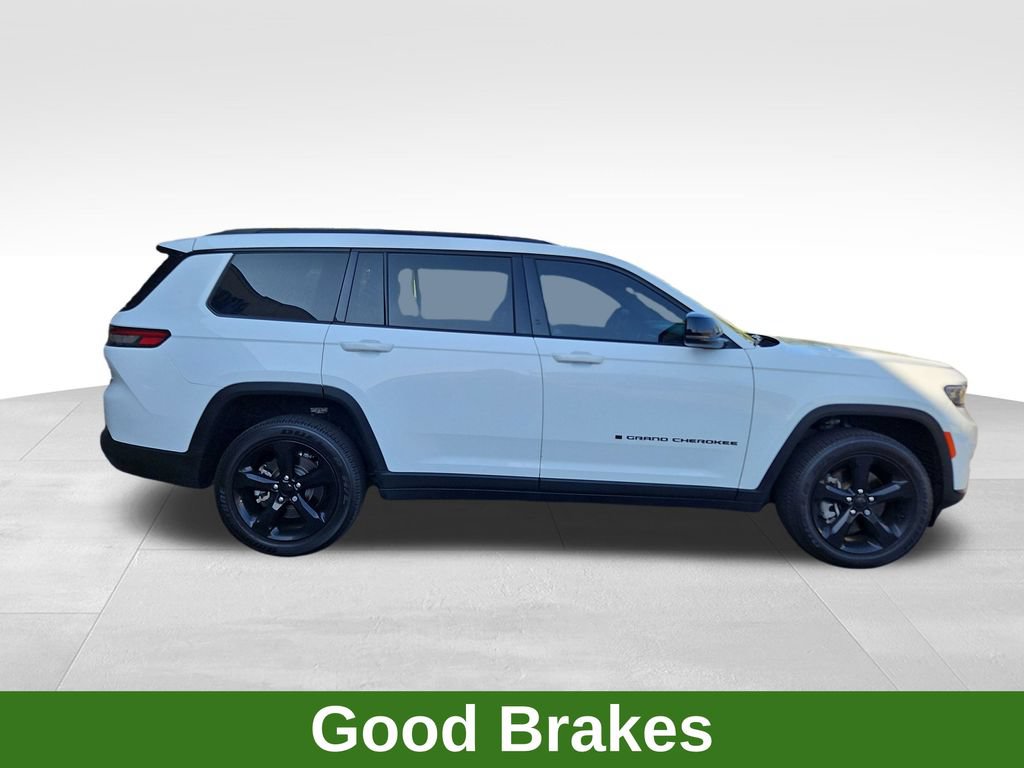 Used 2023 Jeep Grand Cherokee L Laredo AWD/4WD image 7
