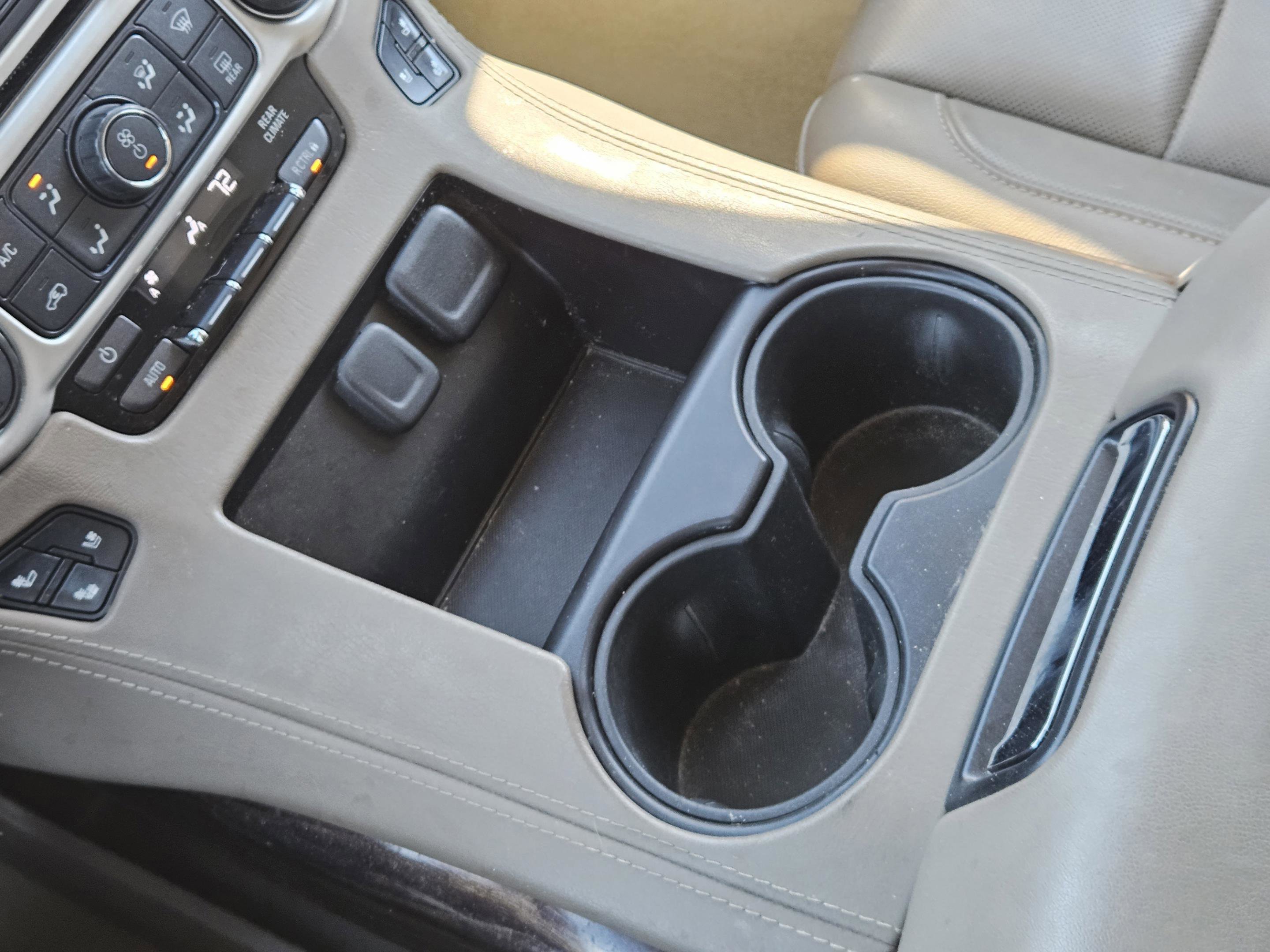 Used 2017 GMC Yukon SLT w/ Open Road Package image 20