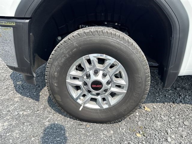 New 2025 GMC Sierra 2500 Pro image 32