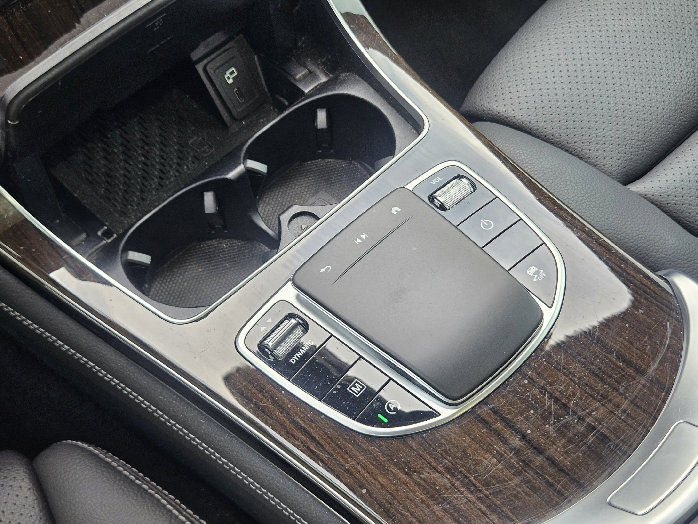 Used 2020 Mercedes-Benz GLC 300 image 12