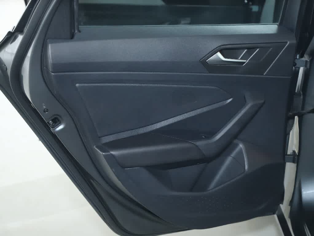 Used 2019 Volkswagen Jetta SE FWD image 13