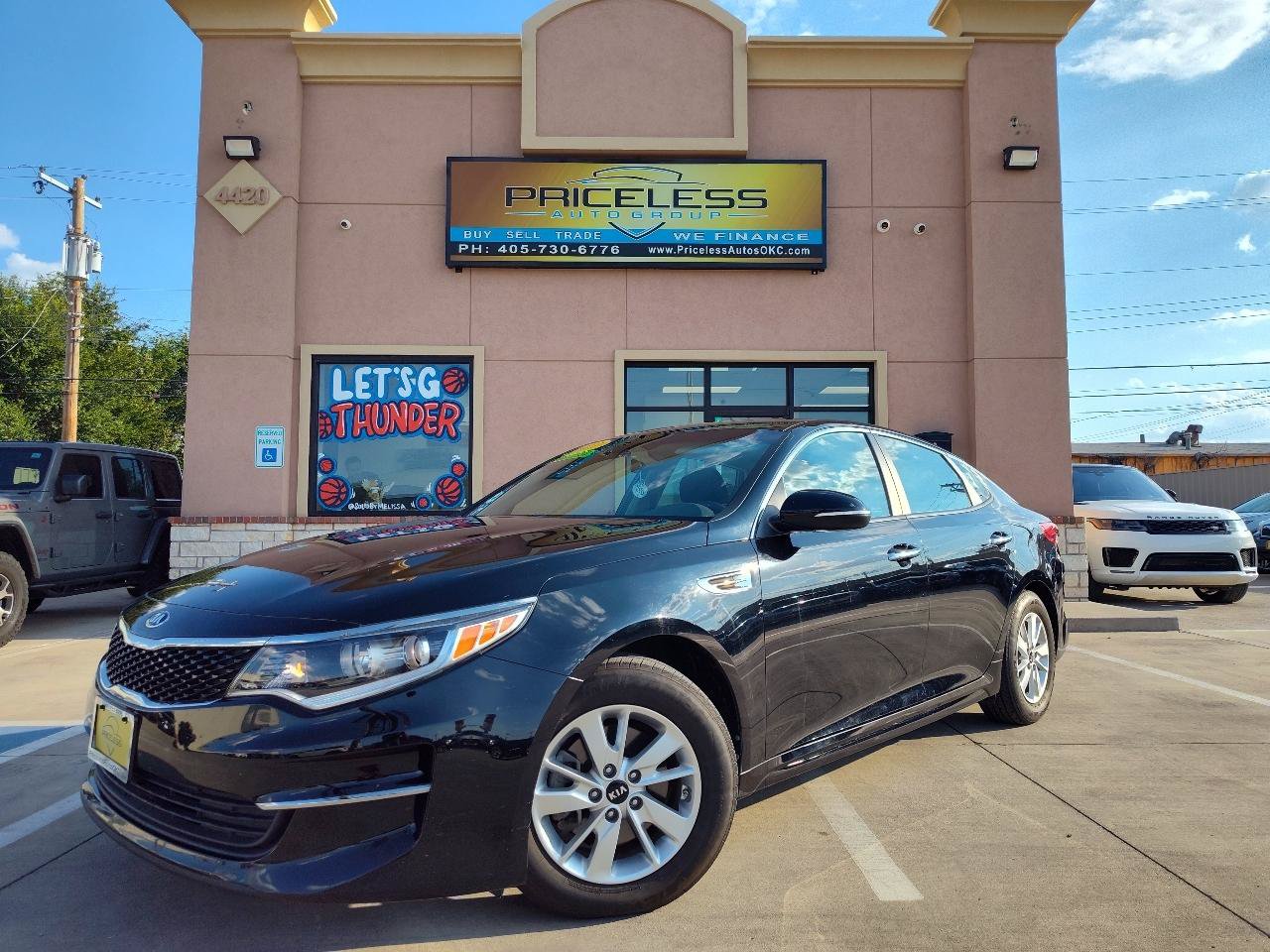 Used 2017 Kia Optima LX w/ Convenience Package FWD image 1