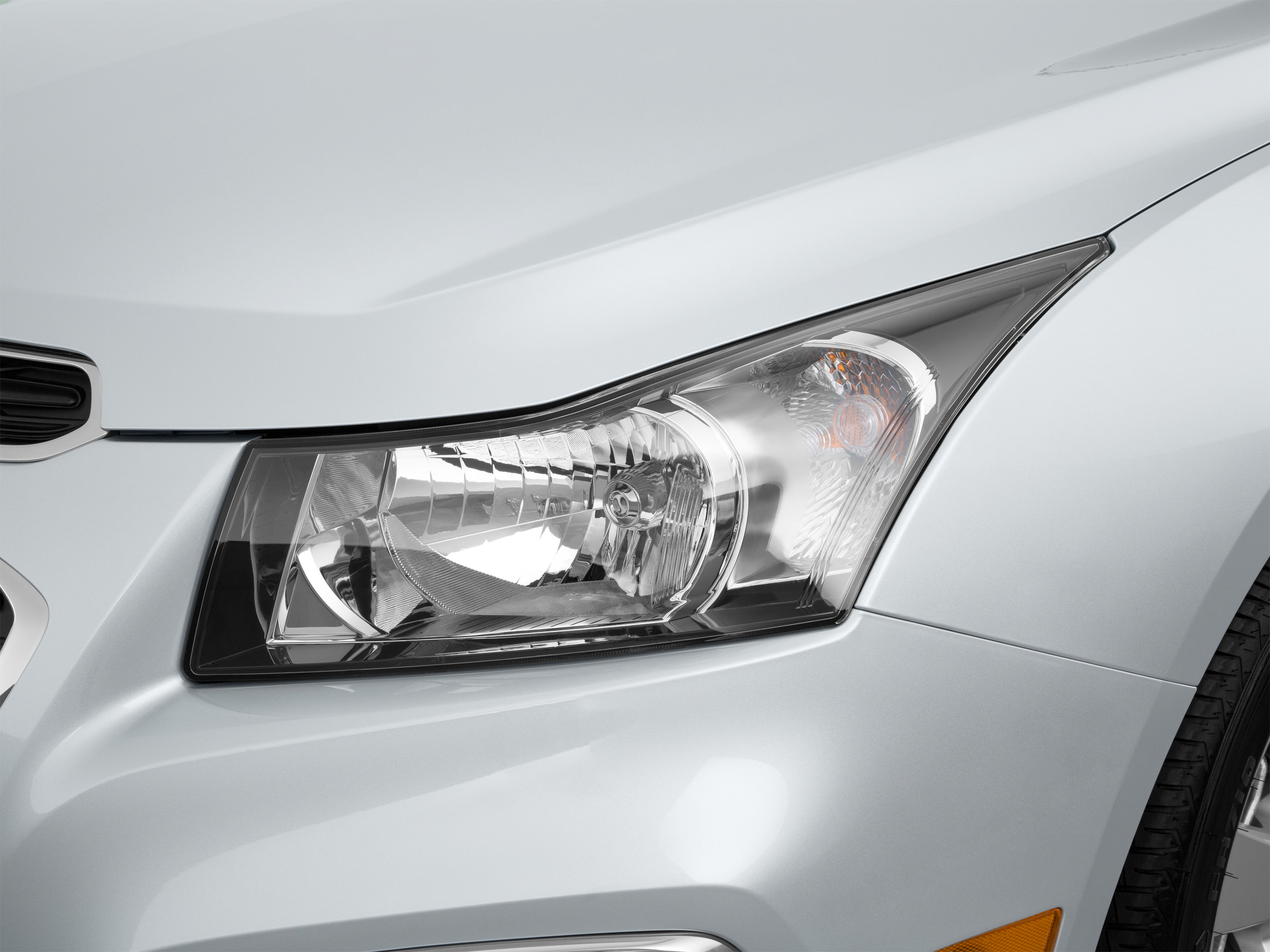 Used 2015 Chevrolet Cruze LT w/ Technology Package FWD image 47