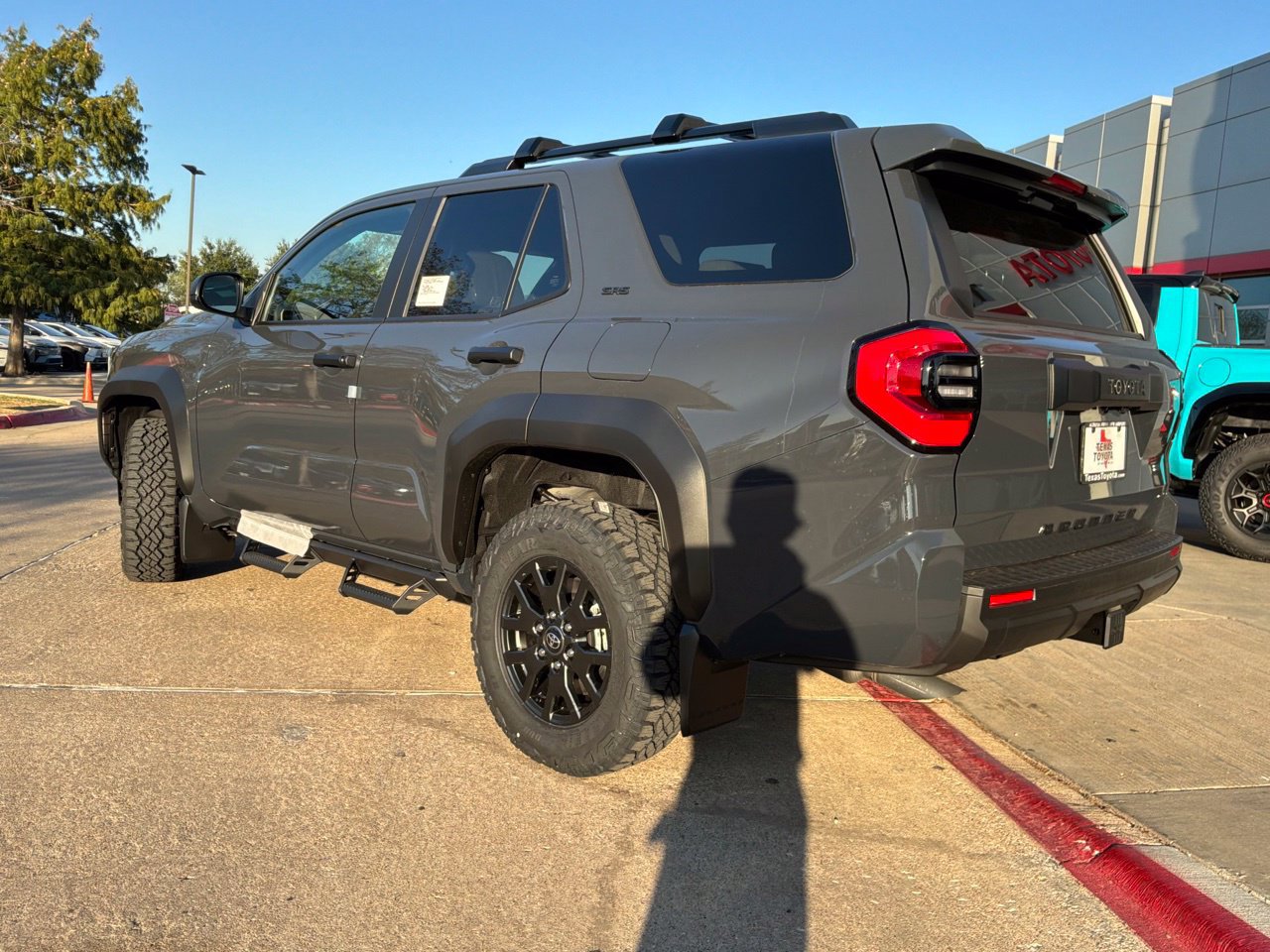 New 2026 Toyota 4Runner SR5 AWD/4WD image 7