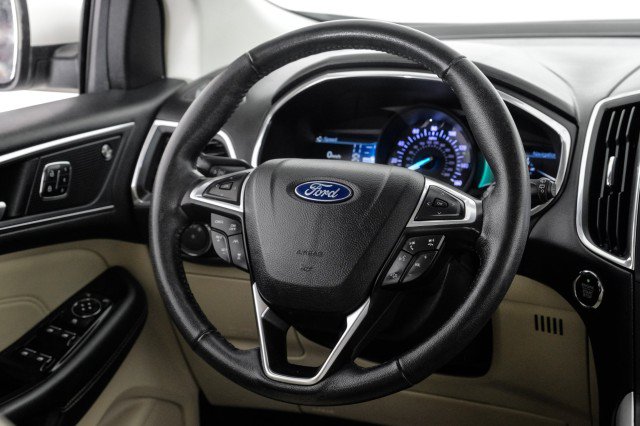 Used 2019 Ford Edge Titanium FWD image 14