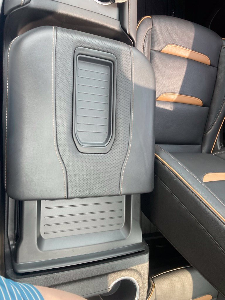 Certified 2023 GMC Yukon AT4 w/ LPO, Floor Liner Package AWD/4WD image 49