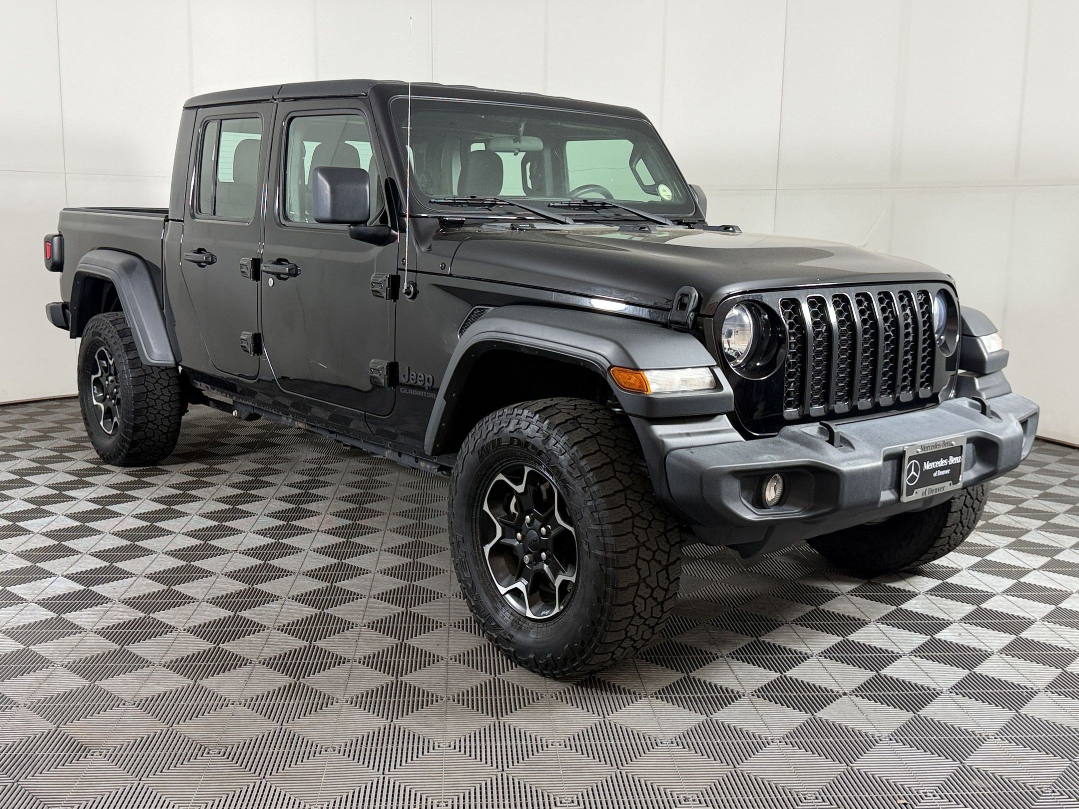 Used 2021 Jeep Gladiator Sport AWD/4WD image 7