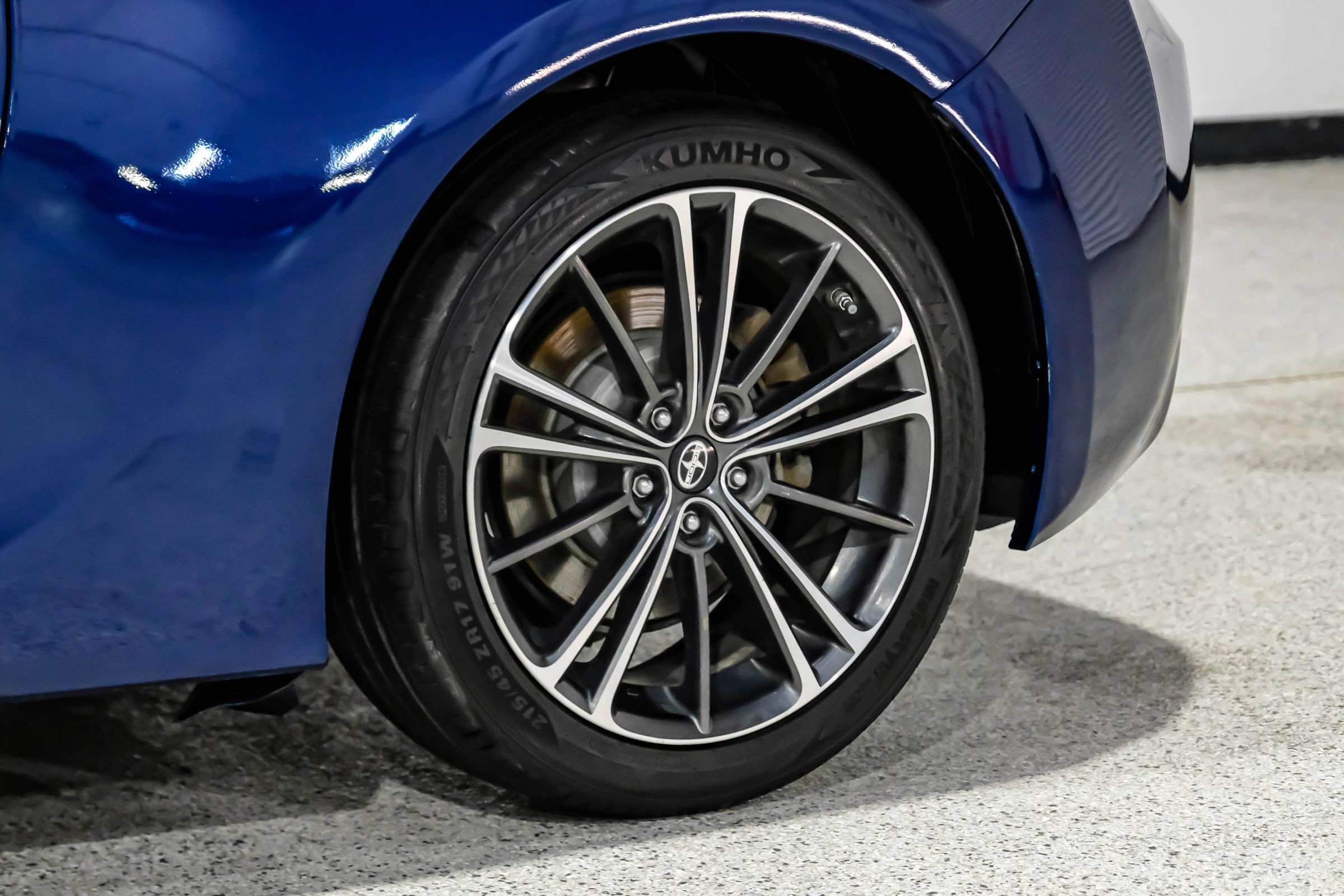 Used 2015 Scion FR-S RWD image 43