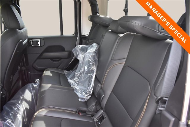 New 2025 Jeep Gladiator High Tide image 16