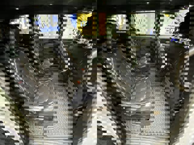 Used 2026 Chrysler Pacifica Select image 28