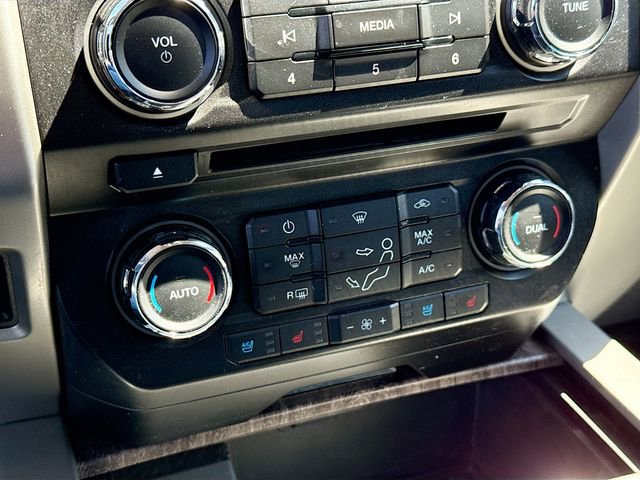 Used 2018 Ford F350 Lariat w/ Lariat Value Package image 17