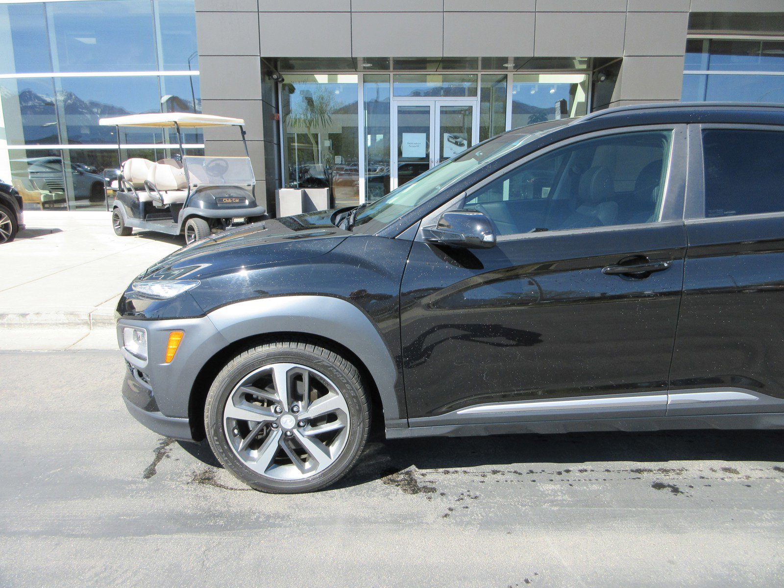 Used 2019 Hyundai Kona Limited image 2