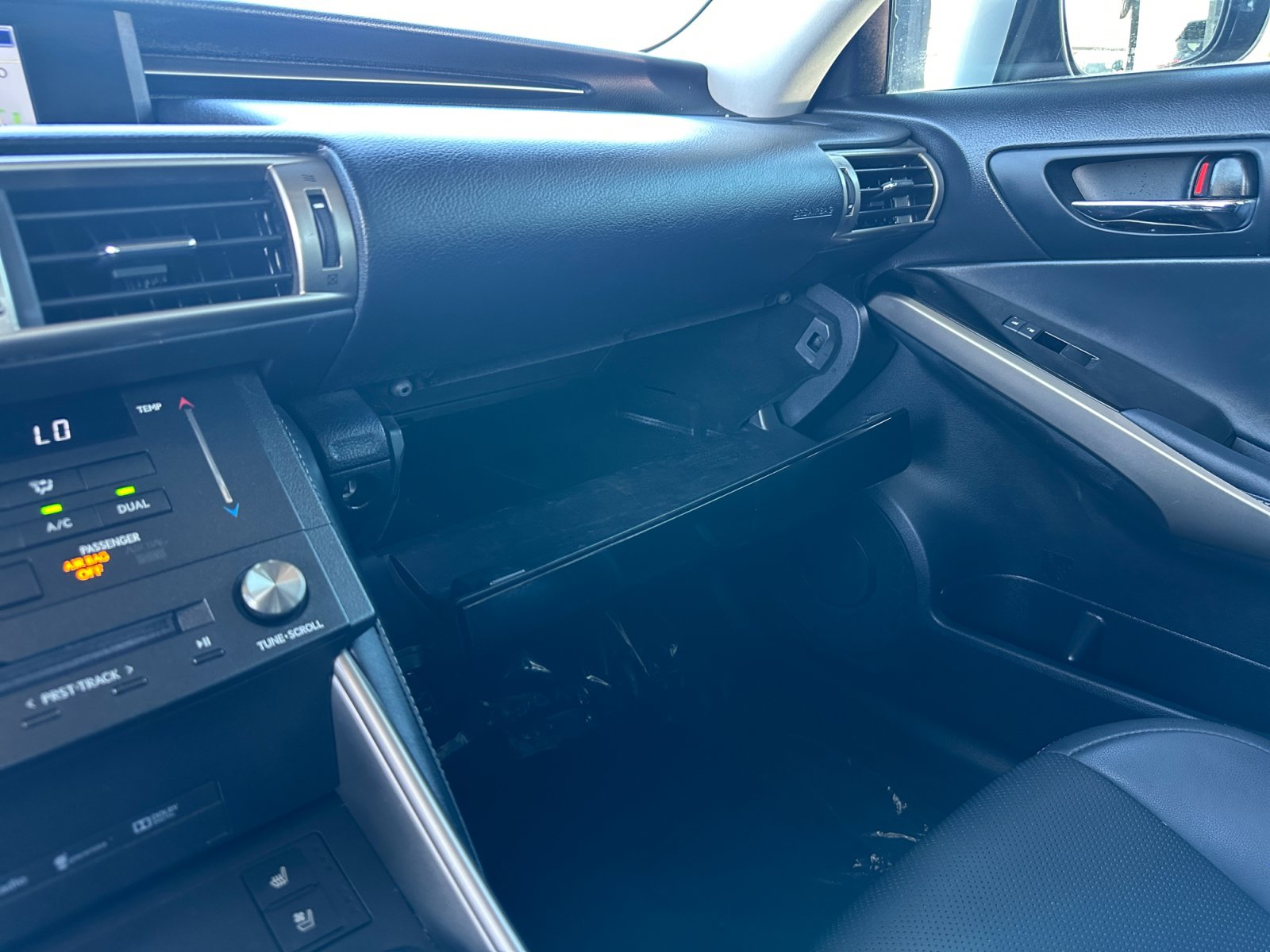 Used 2015 Lexus IS 350 w/ Navigation System Package RWD image 25